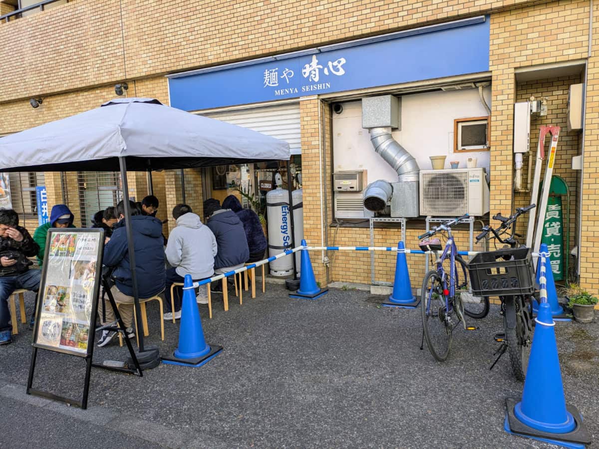麺や晴心 駐輪場